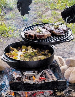 Asador de carbón Lodge Wok